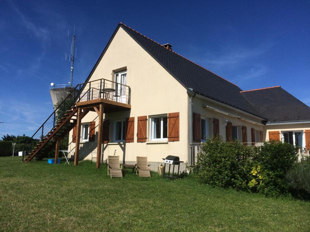 Bed and Breakfast Les Petits Chenes La Pellerine  Exterior foto